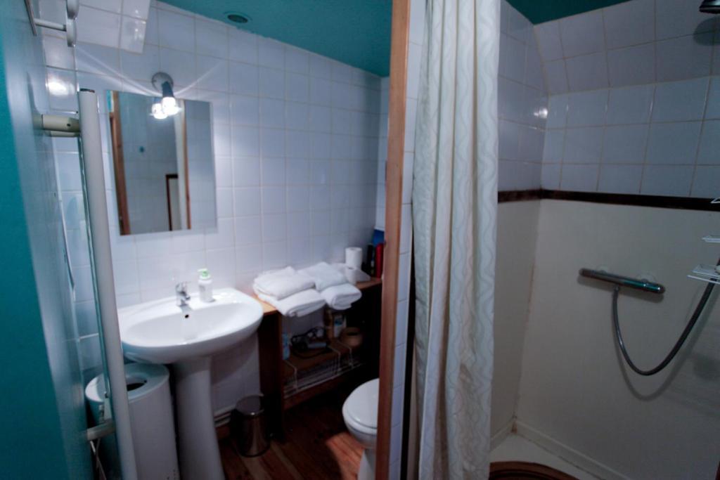 Peniche - Le Nenuphar Hotell Paris Exteriör bild