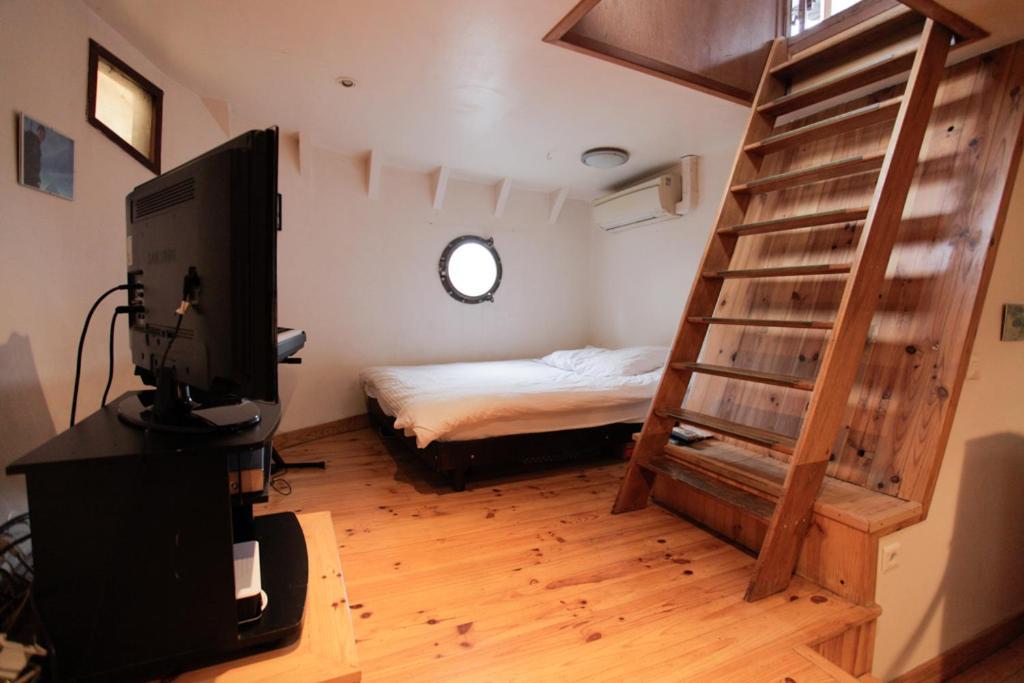 Peniche - Le Nenuphar Hotell Paris Exteriör bild